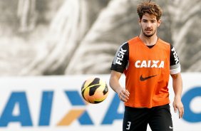 Alexandre Pato durante treino do Corinthians realizado no CT Joaquim Grava
