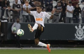 Jovem Pedrinho durante jogo contra o Flamengo, na Arena Corinthians, pelo Brasileiro