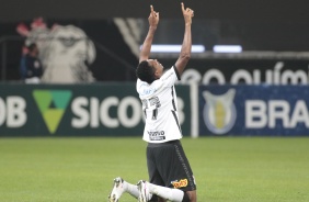 J marcou o terceiro gol do Corinthians diante o Sport, na Neo Qumica Arena, pelo Brasileiro