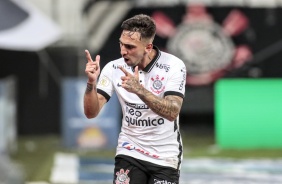 Gustavo Silva na partida entre Corinthians e Athletico, nesta quarta-feira na Neo Qumica Arena