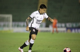 Lateral Fagner atuando no jogo entre Corinthians e Guarani, em Campinas, pelo Paulisto