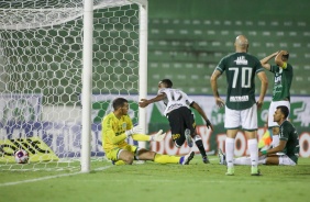 Cau marcou o nico gol do Corinthians, contra o Guarani, pelo Paulisto