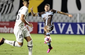 Gabriel Pereira no jogo contra o Santos, na Vila Belmiro, pelo Campeonato Paulista