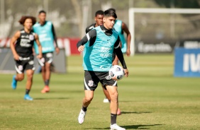 ngelo Araos no treino preparatrio para jogo entre Corinthians e Huancayo, pela Sul-Americana