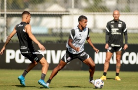 Jogadores no treino preparatrio para jogo entre Corinthians e Huancayo, pela Sul-Americana