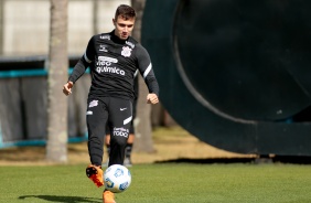 Piton durante treino do Corinthians em preparao para duelo contra o Flamengo
