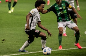 Willian estreou bem no jogo entre Corinthians e Amrica-MG, pelo Brasileiro