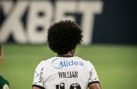 Willian fez sua estreia no jogo entre Corinthians e Amrica-MG, pelo Brasileiro