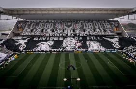 Mosaico pronto na Neo Qumica Arena; Corinthians recebe o Palmeiras pelo Brasileiro