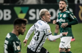 Rger Guedes anotou os dois gols do Corinthians contra o Palmeiras