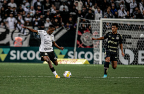 Robert Renan fez seu segundo jogo como titular do Corinthians neste sbado