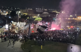 Torcida do Corinthians fez festa antes do jogo com o Boca Juniors