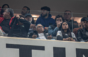 Yuri Alberto no camarote da Neo Qumica Arena durante jogo entre Corinthians e Boca