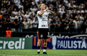 Rger Guedes dana em vitria do Corinthians contra o gua Santa no Paulista