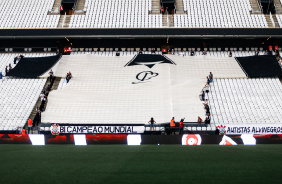 A nova camisa do Corinthians foi exibida na partida contra o Fluminense, na Neo Qumica Arena