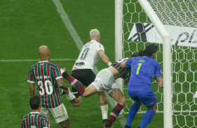 Rger Guedes marcando o gol da vitria contra o Fluminense