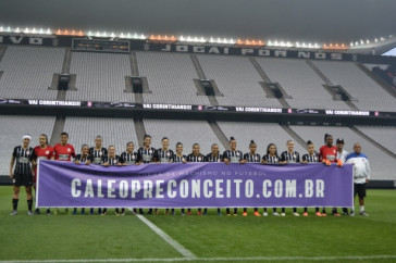 Campanha promovida pelo Corinthians contra o preconceito no futebol feminino