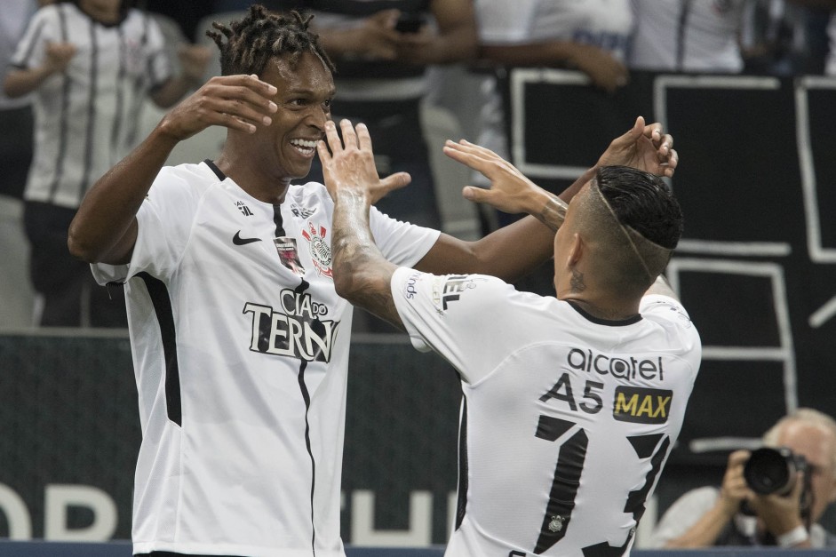 Guilherme Arana e J foram as vendas mais caras do Corinthians nos ltimos 12 meses