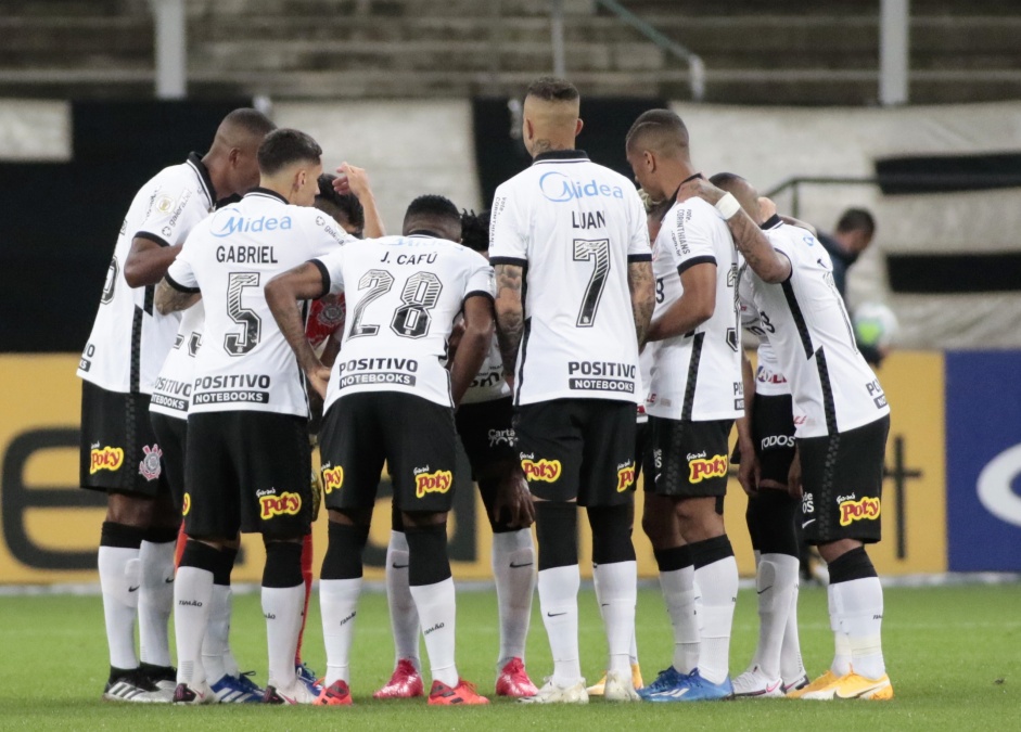 Corinthians empata com o Grmio na Neo Qumica Arena pela 22 rodada do Campeonato Brasileiro
