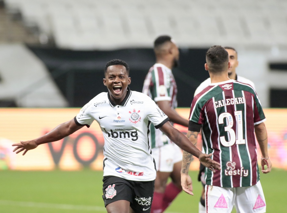 Cazares comemorando o gol do Corinthians contra o Fluminense