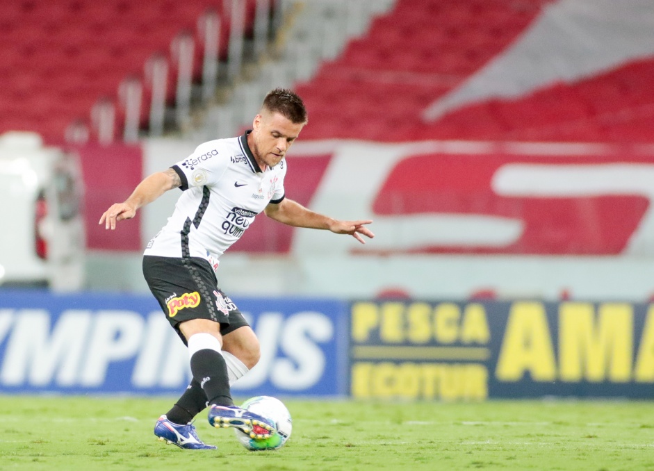 Ramiro durante partida contra o Internacional, no Beira Rio, pelo Campeonato Brasileiro