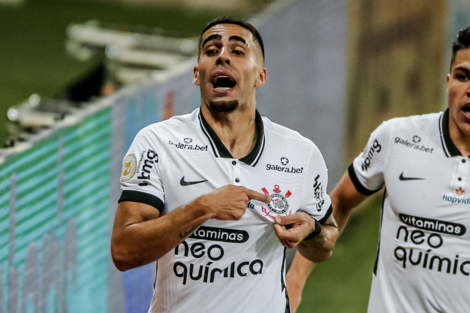 Gabriel marcou o gol de empate do Corinthians contra o Palmeiras, no Allianz Parque