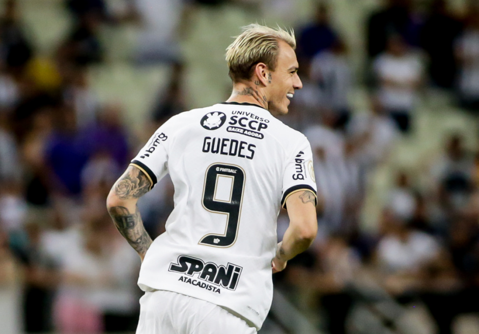 Rger Guedes marcou o nico gol do Corinthians na partida.
