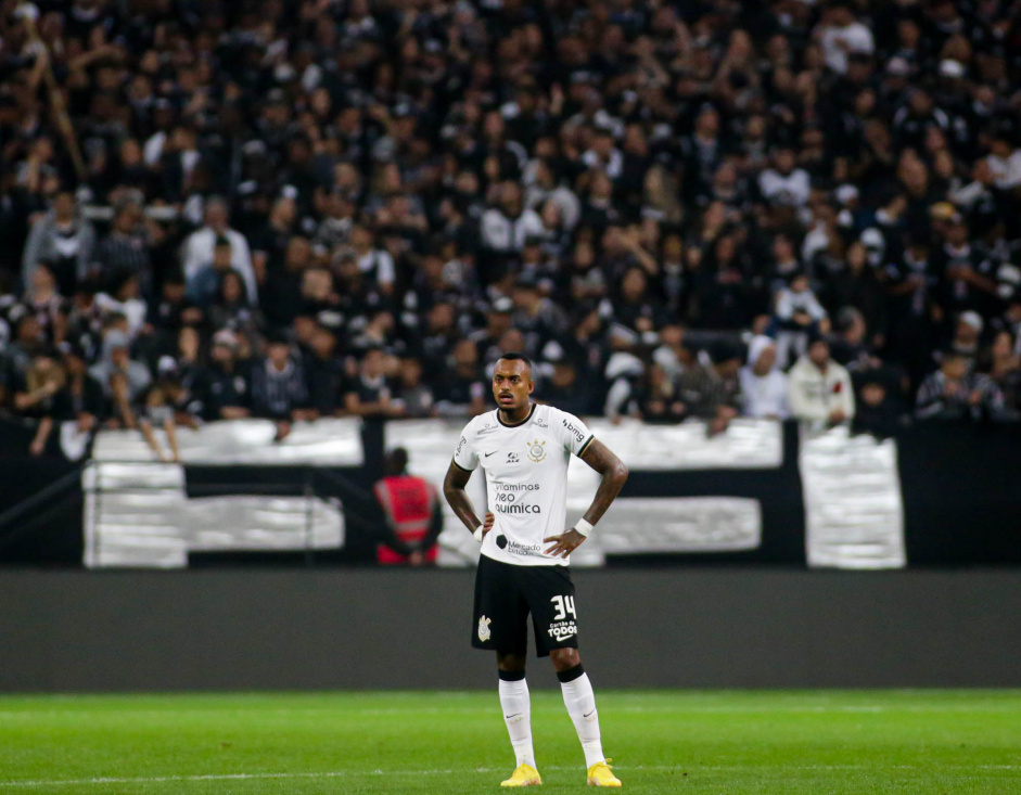 Raul Gustavo se despediu  do Corinthians nas redes sociais