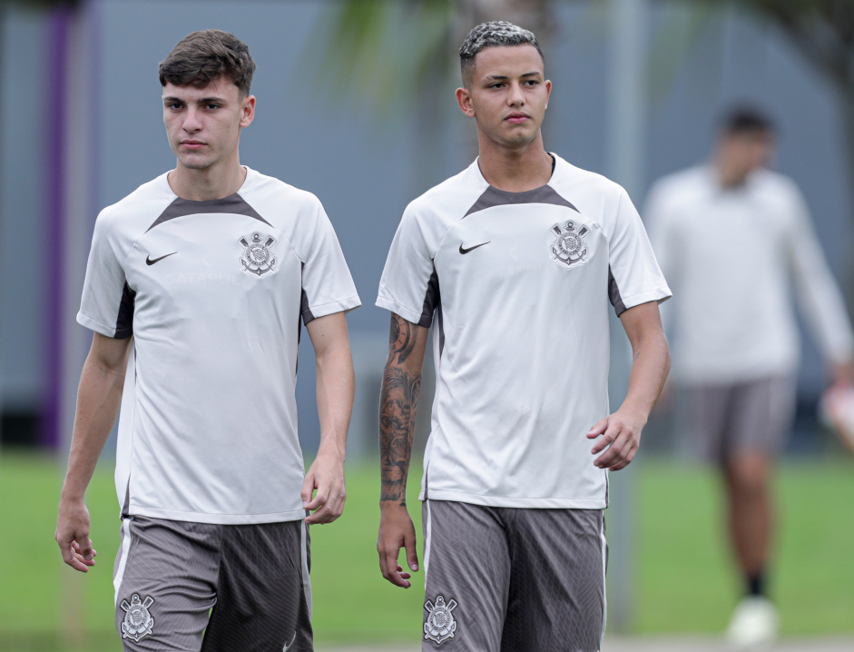 Breno Bidon e Kayke tm contrato com o Corinthians apenas at o primeiro trimestre de 2025